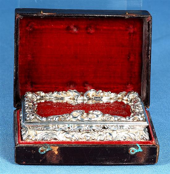 An early Victorian silver presentation table snuff box in original fitted case, Length 4”/100 mm Width 66mm Weight 6.8oz/195grms